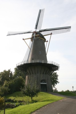 De 
Molen.